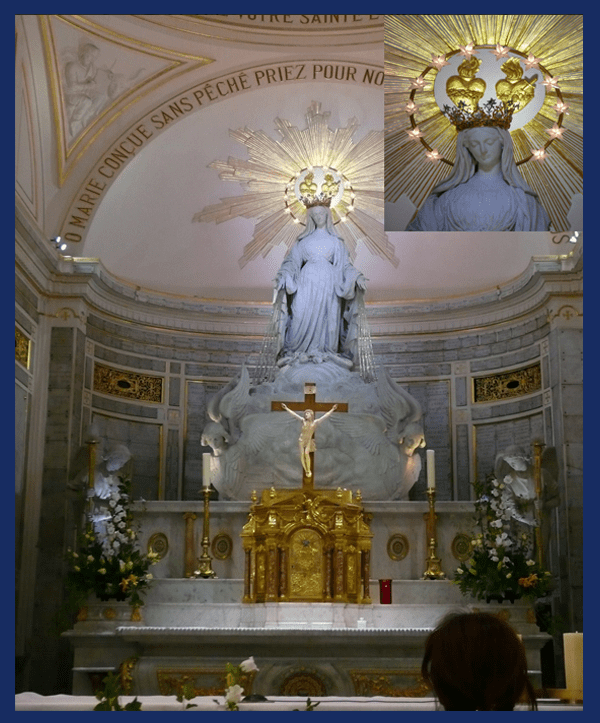 Estatua y altar mayor de 1856